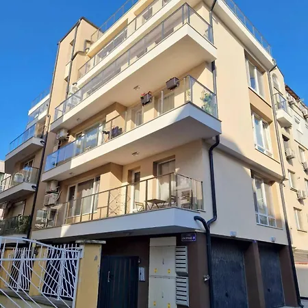 Oborishte Apartment *